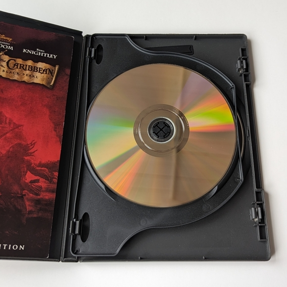 2/$15 Pirates of the Caribbean: The Curse of the Black Pearl DVD - Picture 8 of 11